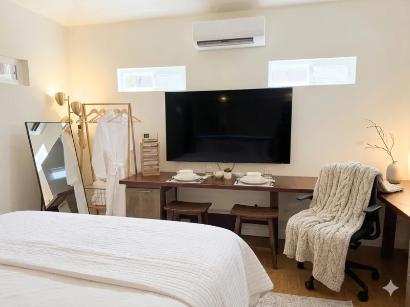 Designer Japandi Tiny Haus near UO|Zen Garden & Spa - Photo 9