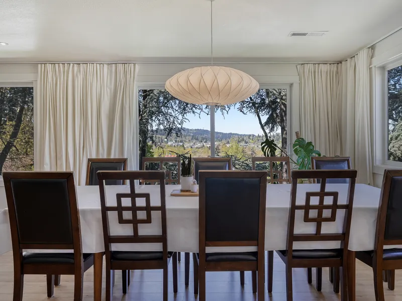 ZenHaus Full Property - Photo 3